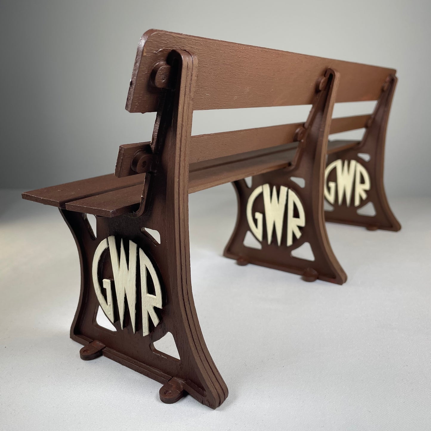 GWR Bench - Flat Pack Model Kit by Curious Rabbit ® - Curious Rabbit