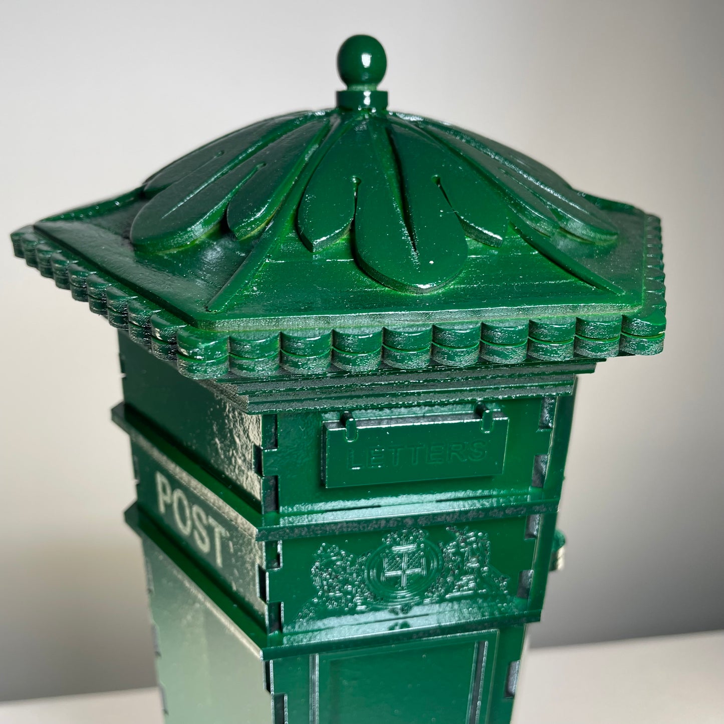 Penfold Pillar Post Box - Flat Pack Model Kit by Curious Rabbit ®
